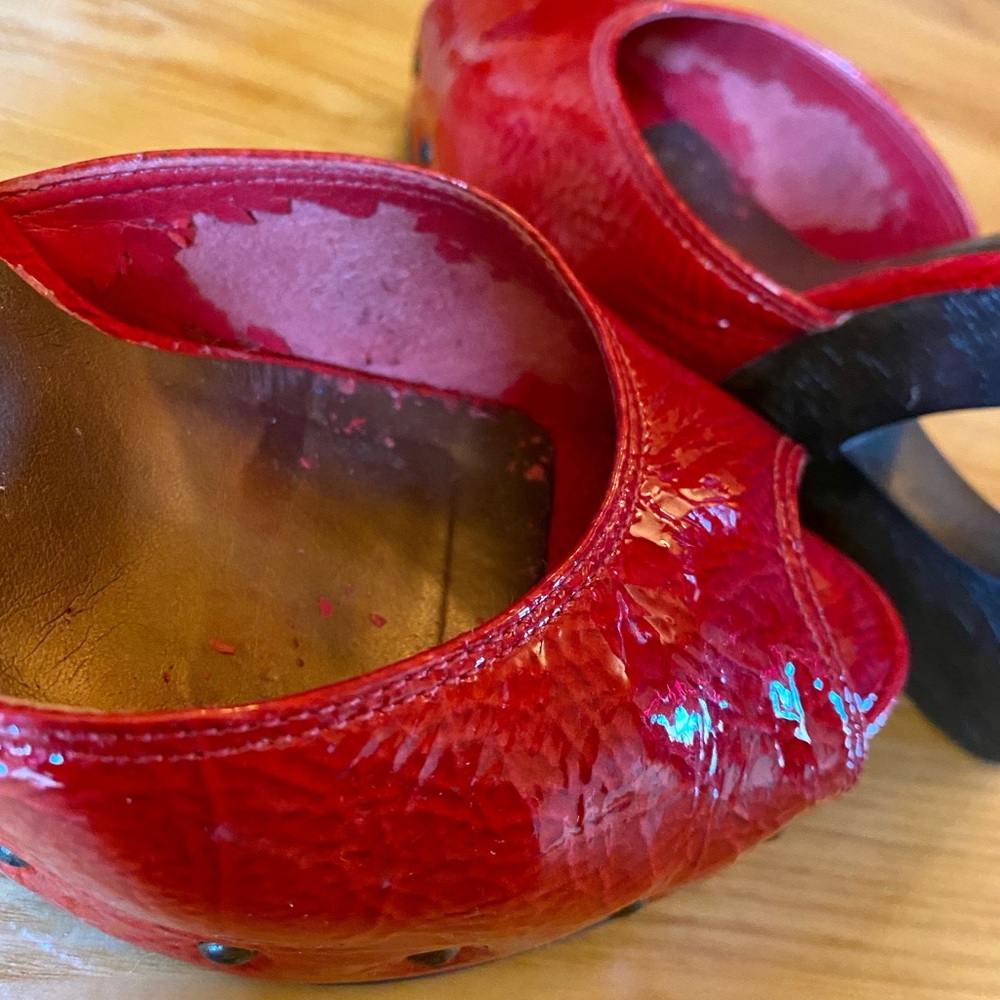 Patent leather salsa red wedges